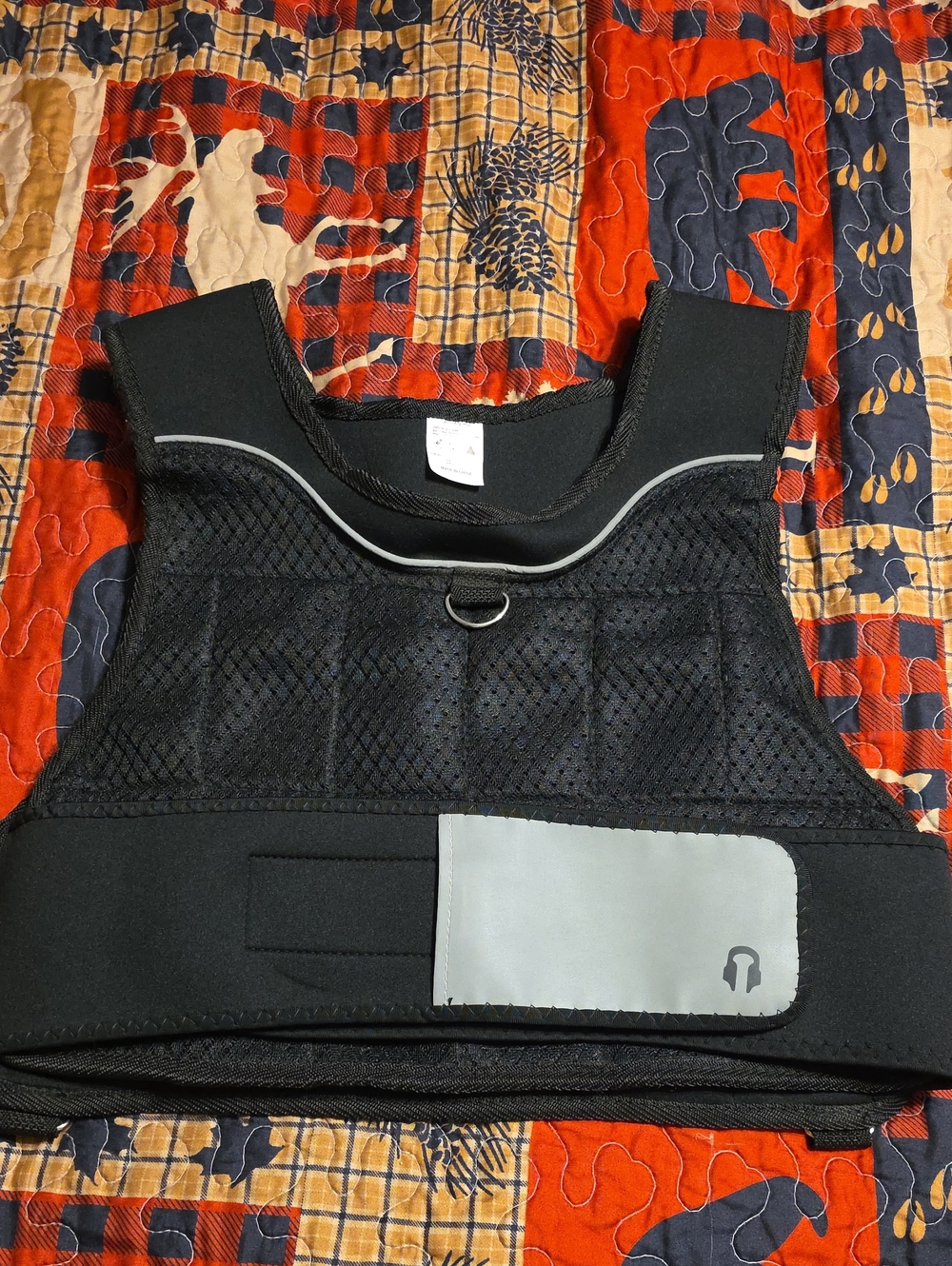 Gold's Gym Black Reflective Weighted Vest w/ Front & Back D-Ring Without Weight